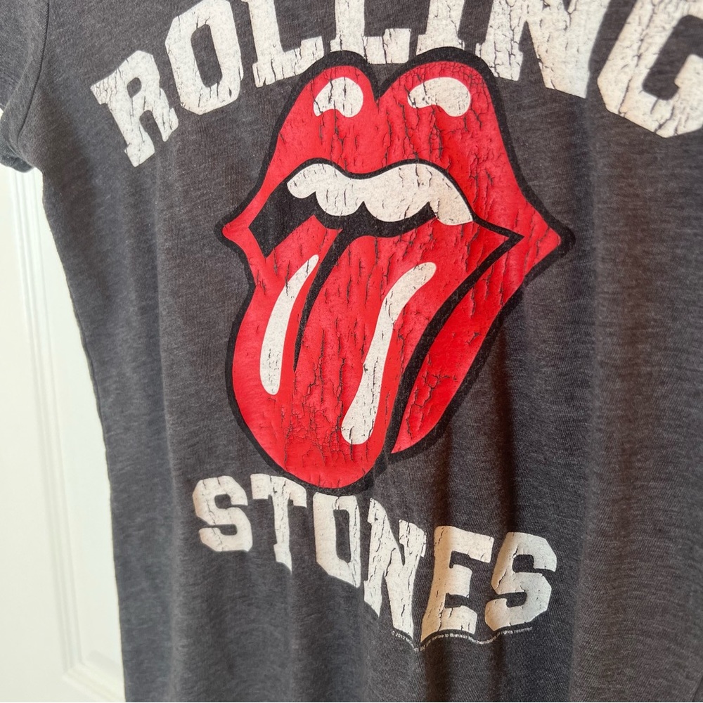 Classic Rolling Stones Tongue Shirt - Picture 4 of 9